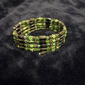 Elegant Beaded Magnetic Wrap Around Bracelet - Green and Black